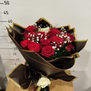 WhatsApp Image 2025-11-13 at 23.33.19 (2) Gül Tokalı Buket